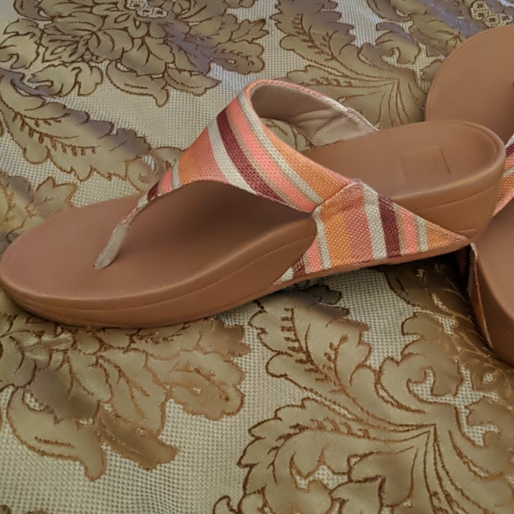 Sandals - Picture 2 of 3